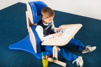 Кресло для детей-инвалидов со съемным столиком